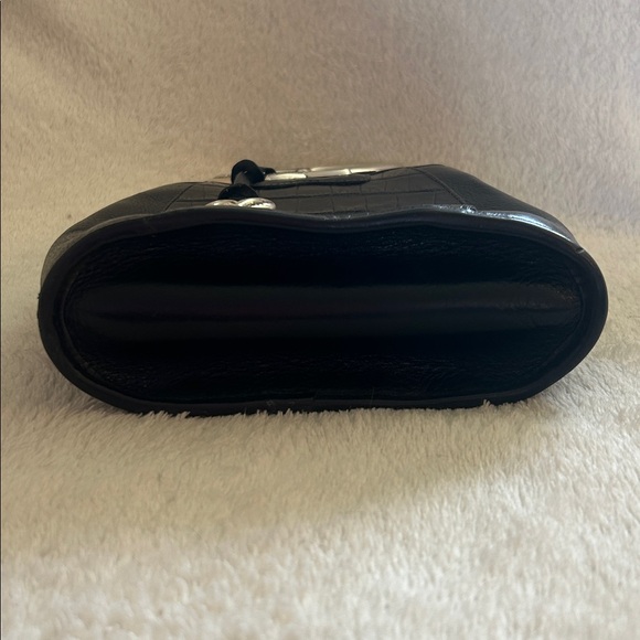 Brighton Vintage Heart-Handle Black Croc-Embossed Handbag - Picture 2 of 4